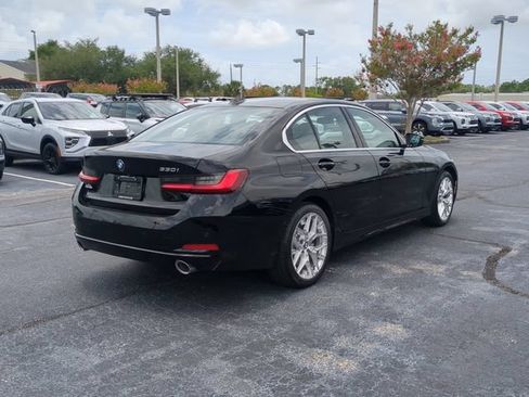 Used 2025 BMW 330i Sedan RWD image 6