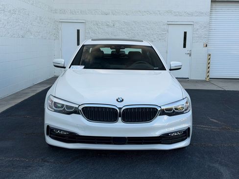 Used 2018 BMW 530i RWD image 6