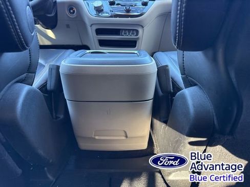 Used 2024 Chrysler Pacifica Touring-L FWD image 34