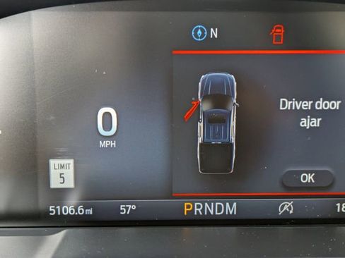 Certified 2025 Ford Maverick Lobo image 24