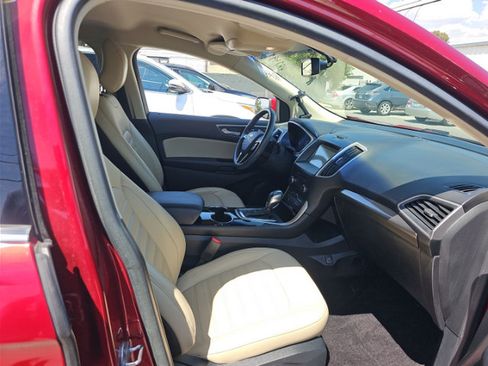 Used 2016 Ford Edge SEL w/ Equipment Group 201A AWD/4WD image 10