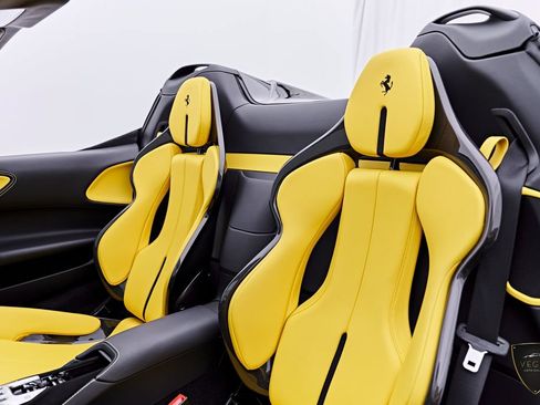 Used 2024 Ferrari SF90 Spider AWD/4WD image 63