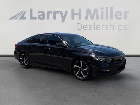 Used 2018 Honda Accord Sport image 7
