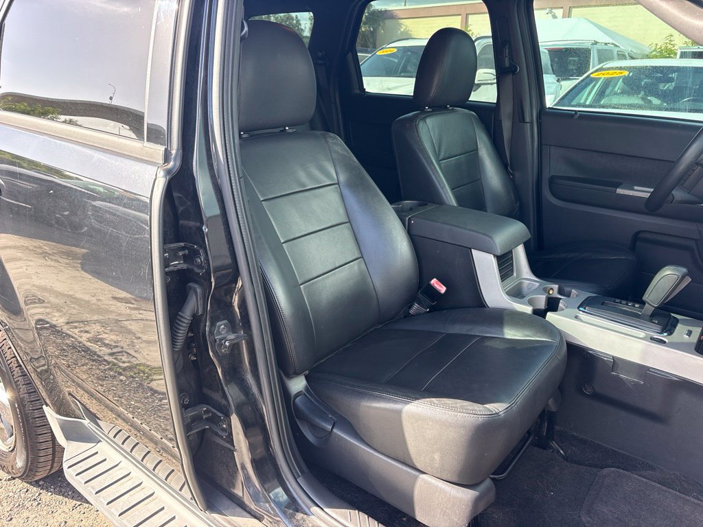 Used 2011 Ford Escape XLT w/ 203A Rapid Spec Order Code FWD image 20