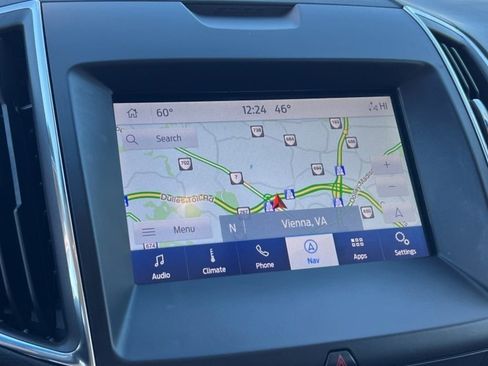 Used 2020 Ford Edge Titanium w/ Equipment Group 301A image 21