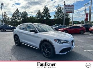 Used 2024 Alfa Romeo Stelvio Ti w/ Performance Driving Package AWD/4WD video 1