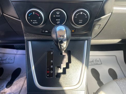 Used 2012 MAZDA MAZDA5 Touring image 15