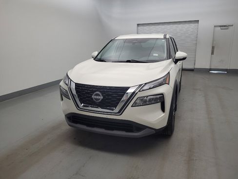 Used 2023 Nissan Rogue SV AWD/4WD image 15