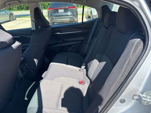 Used 2025 Toyota Camry LE FWD image 19