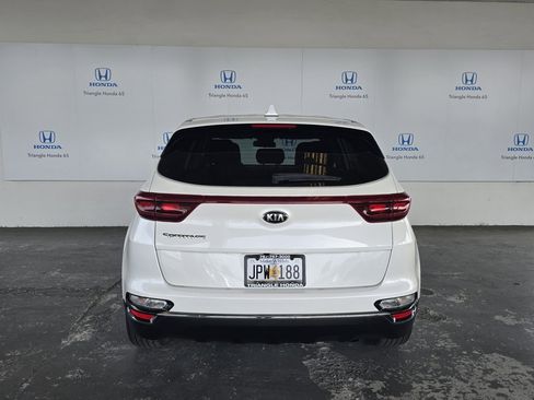 Used 2021 Kia Sportage LX image 4