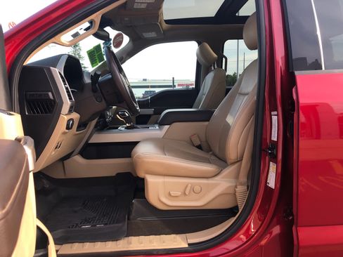 Used 2020 Ford F150 Lariat w/ Equipment Group 502A Luxury AWD/4WD image 29