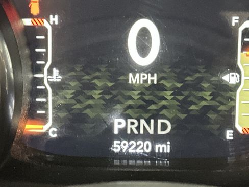 Used 2019 Jeep Wrangler Unlimited Sahara w/ Dual Top Group image 26