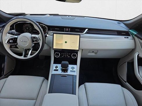 New 2026 Jaguar F-PACE R-Dynamic S image 9