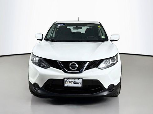 Used 2017 Nissan Rogue Sport S w/ S Appearance Package AWD/4WD image 4