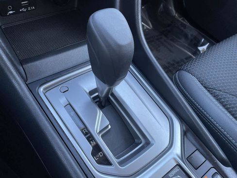 Certified 2022 Subaru Forester Premium image 25