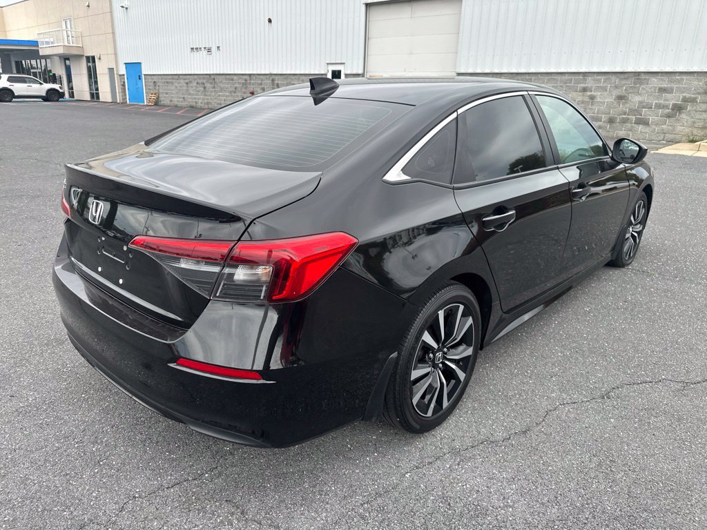 Used 2023 Honda Civic EX image 3