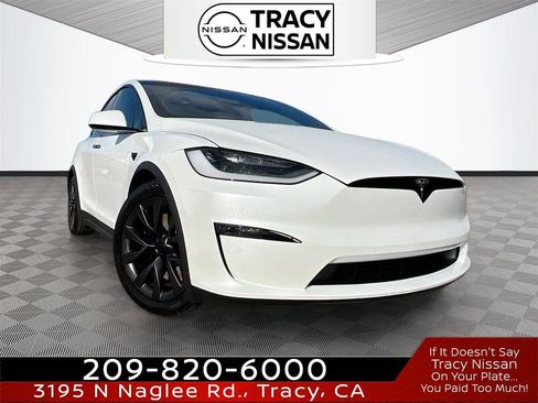 Used 2022 Tesla Model X image 1