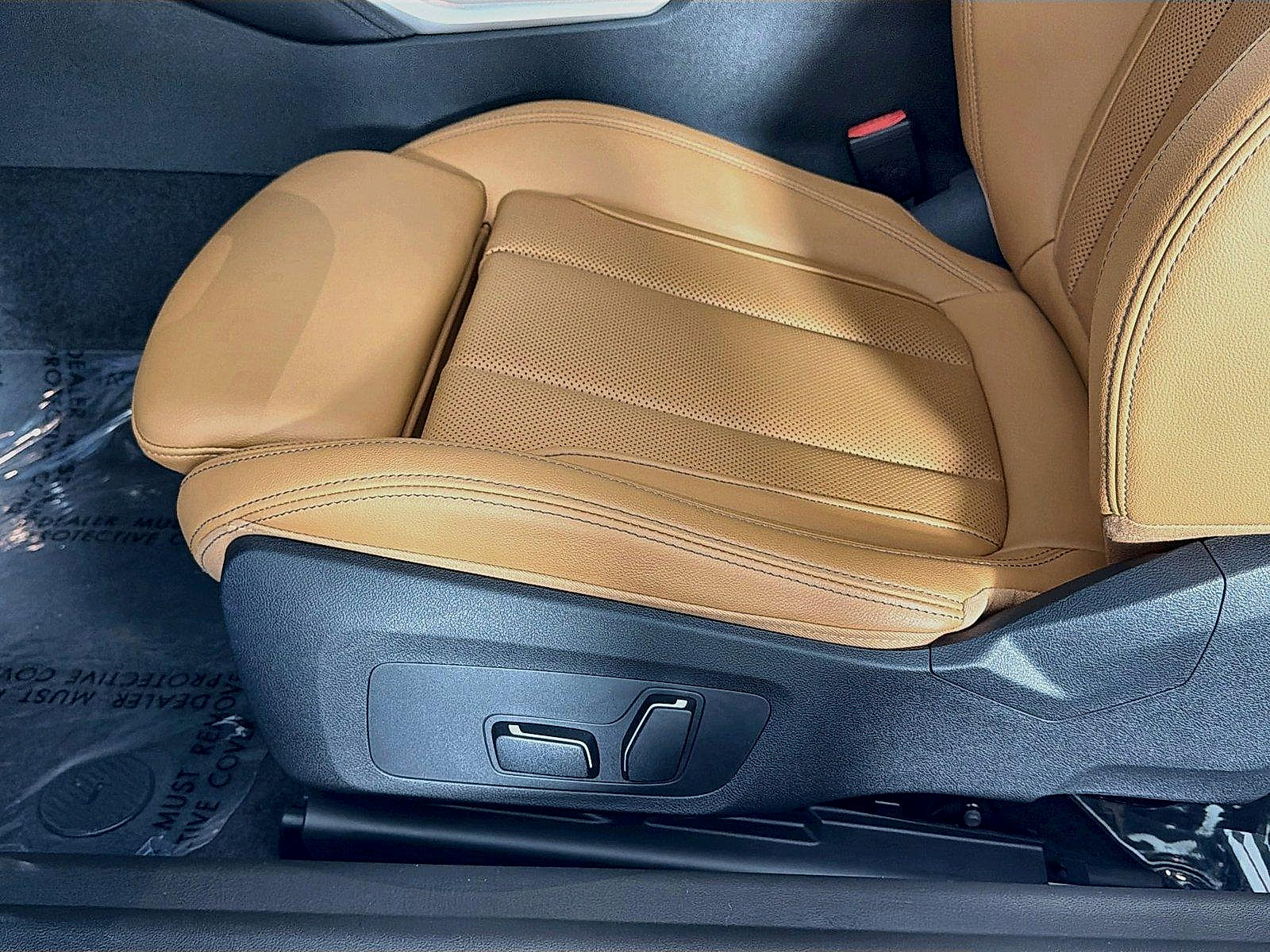 Certified 2025 BMW M240i Coupe RWD image 19