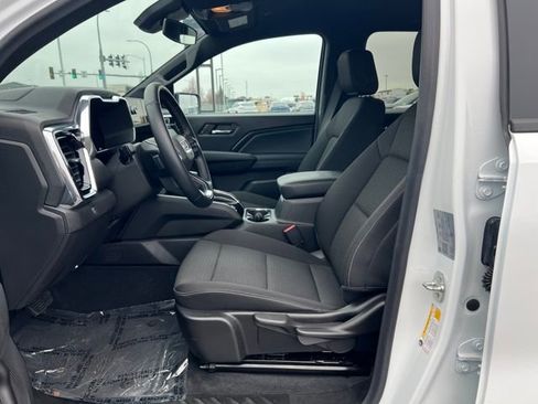 Certified 2024 GMC Canyon Elevation image 10