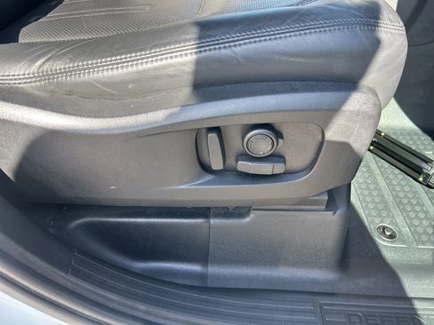 Used 2020 Land Rover Defender 110 HSE image 23