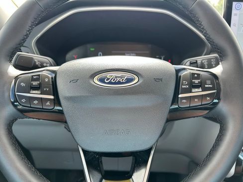 Used 2023 Ford Escape SE FWD image 21