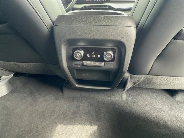 Used 2026 Buick Enclave Preferred AWD/4WD image 21