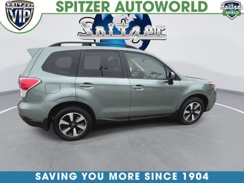 Used 2017 Subaru Forester 2.5i Premium w/ All-Weather Package AWD/4WD image 10