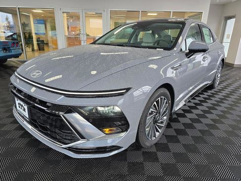 New 2026 Hyundai Sonata Limited image 8