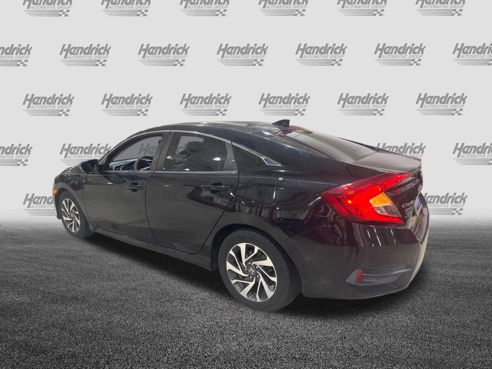 Used 2017 Honda Civic EX image 8