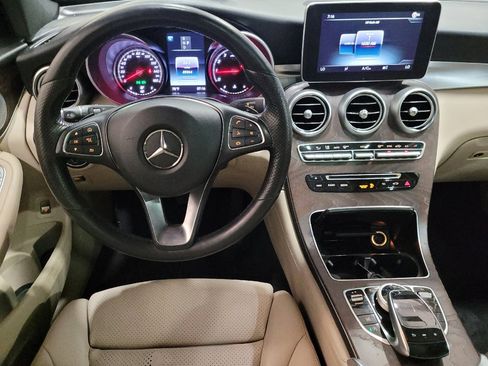 Used 2018 Mercedes-Benz GLC 300 4MATIC image 22