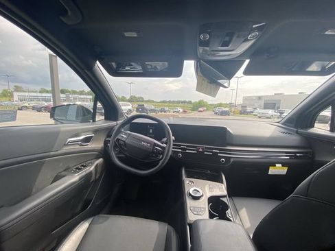 Certified 2026 Kia Sportage X-Line AWD/4WD image 5