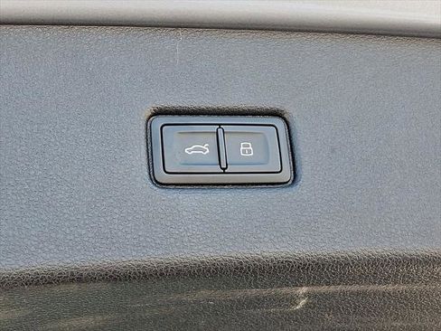 Certified 2023 Audi SQ5 Premium Plus w/ Premium Plus Package image 32