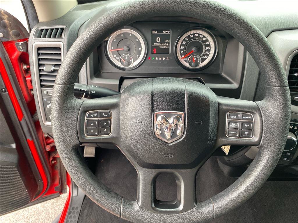 Used 2018 RAM 1500 Express AWD/4WD image 10