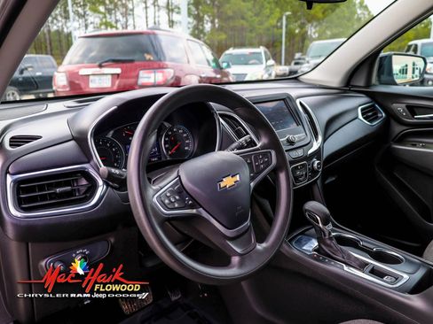 Used 2023 Chevrolet Equinox LT image 16