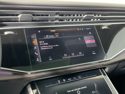 Used 2021 Audi Q8 Premium Plus w/ Premium Plus Package image 24