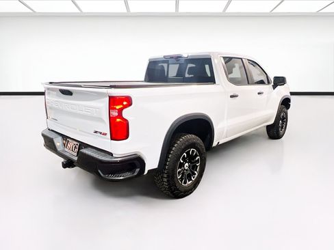Used 2024 Chevrolet Silverado 1500 ZR2 w/ Technology Package AWD/4WD image 4