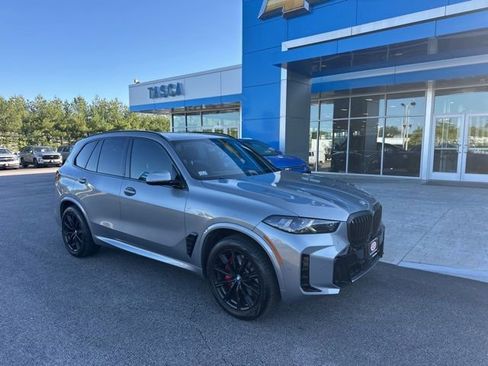 Used 2024 BMW X5 xDrive40i w/ M Sport Package AWD/4WD image 1