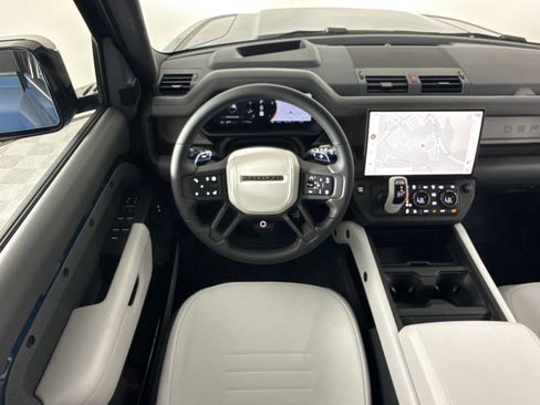New 2026 Land Rover Defender 110 OCTA AWD/4WD image 28