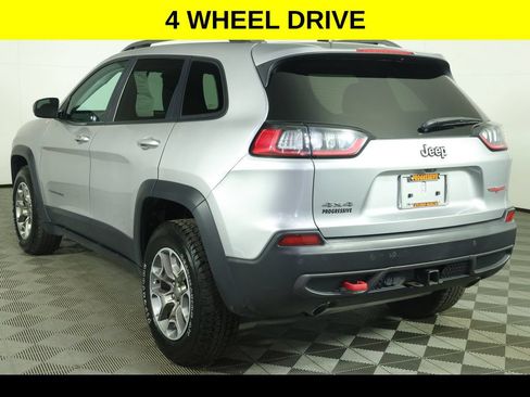 Used 2021 Jeep Cherokee Trailhawk w/ Sun, Sound & Nav Group AWD/4WD image 5