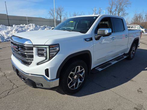 Used 2023 GMC Sierra 1500 SLT w/ SLT Premium Package image 6