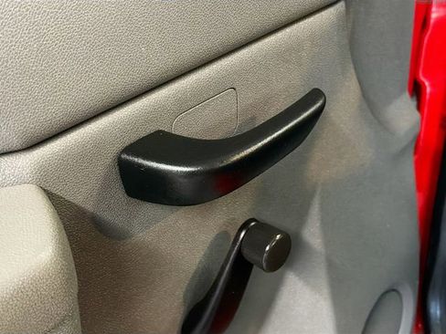 Used 2013 Chevrolet Silverado 1500 W/T image 13