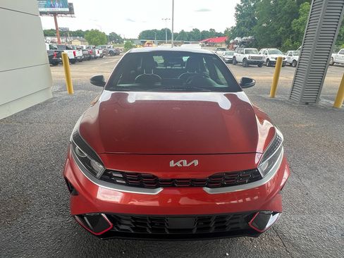 Used 2023 Kia Forte GT-Line w/ GT-Line Premium Package FWD image 3