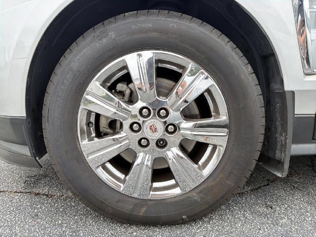 Used 2016 Cadillac SRX Luxury w/ Driver Awareness Package FWD image 5
