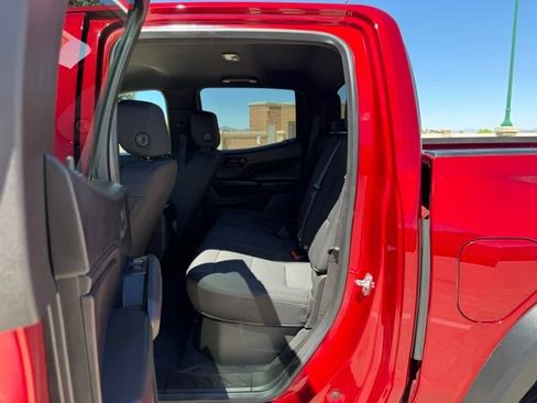 Used 2023 Chevrolet Colorado Trail Boss w/ Technology Package AWD/4WD image 18