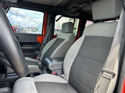 Used 2009 Jeep Wrangler Unlimited X AWD/4WD image 25