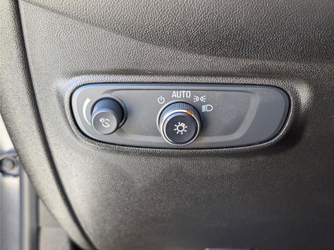 Used 2022 Chevrolet Equinox LT image 22