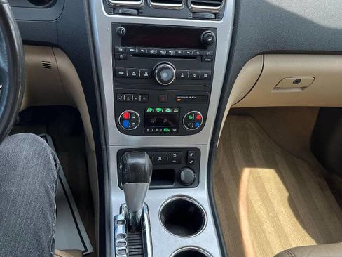 Used 2012 GMC Acadia SLT image 18