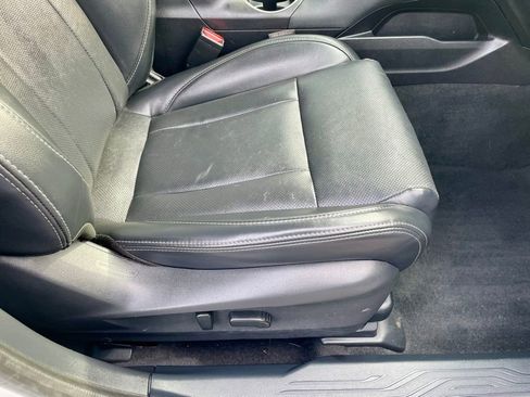 Used 2020 Subaru Legacy Limited image 13