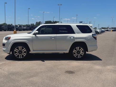 Used 2023 Toyota 4Runner Limited RWD image 5