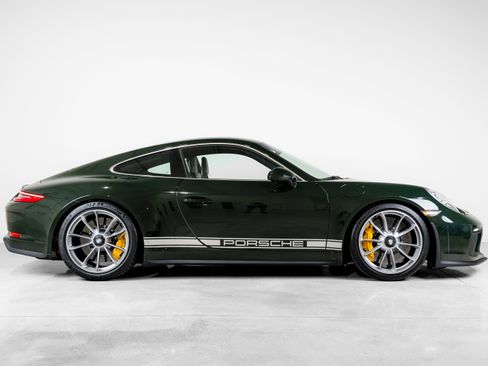 Used 2018 Porsche 911 GT3 RWD image 5